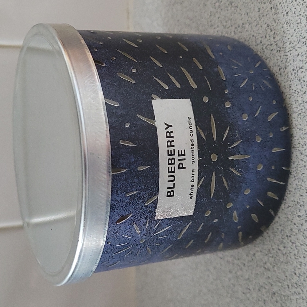 New Blueberry Pie Candle